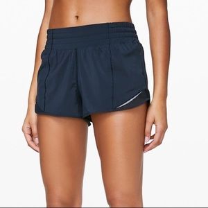 Navy hotty hot shorts lululemon